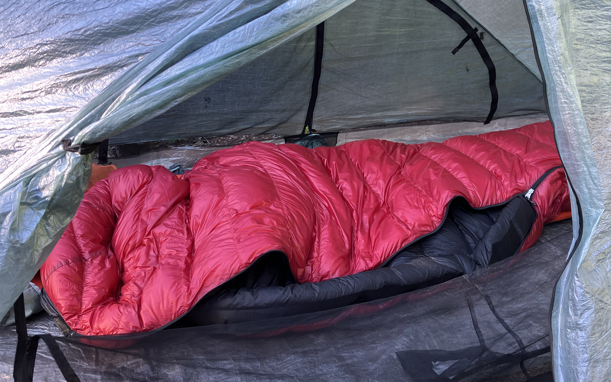 Western Mountaineering AlpenLite sleeping bag in Zpacks Free Zip tent