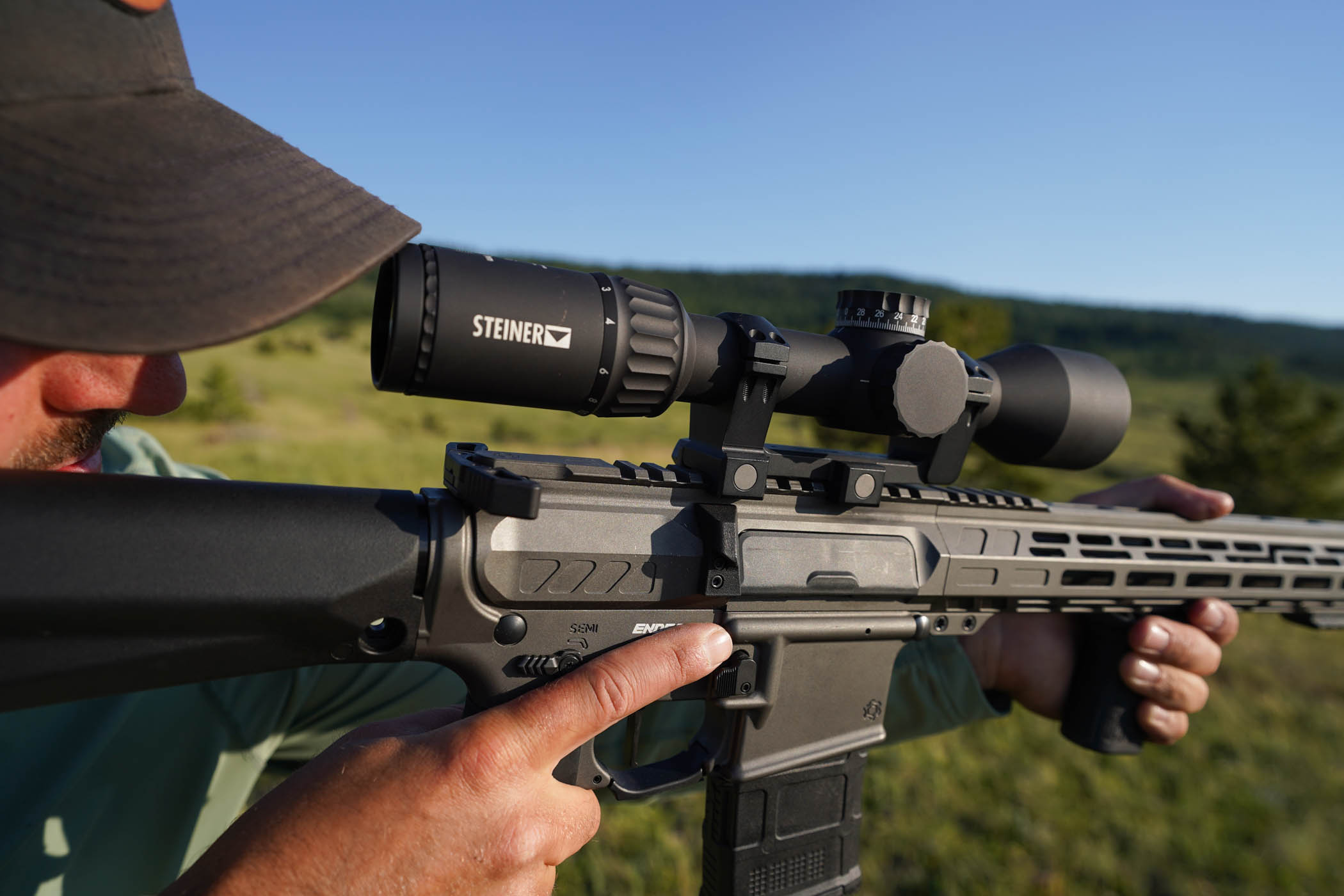 The Steiner hunting scope is excellent for day or night hunting with a thermal clip on.