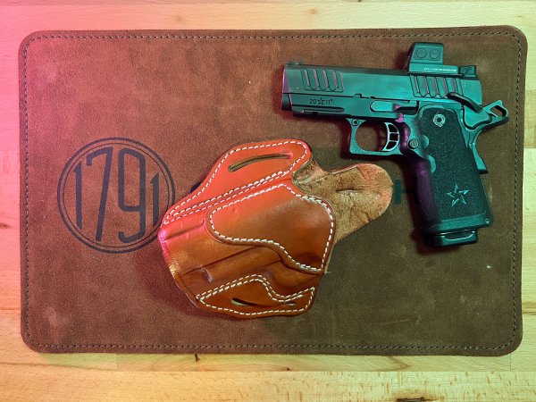 1791 gunleather holster with Stacatto 2011 CS pistol