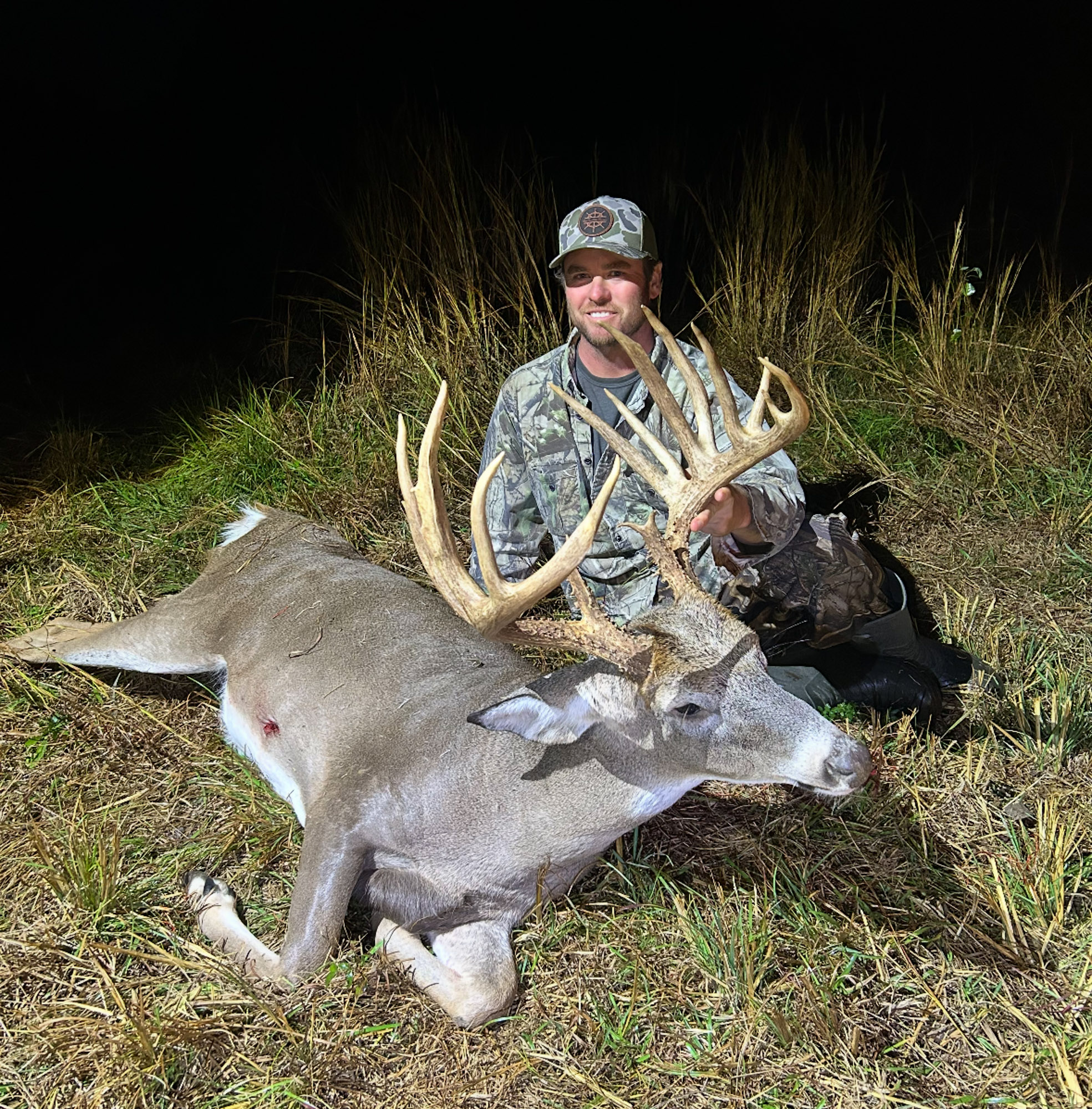 Florida Crossbow Hunter Tags 187-Inch Buck While Watching the Gators Game