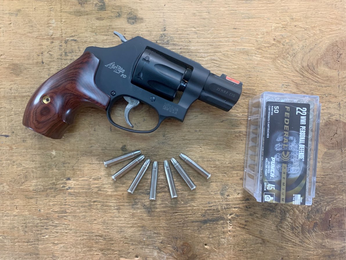 Smith & Wesson 351 PD 22 Magnum